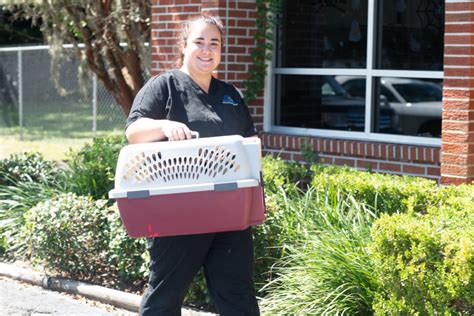 Southside place animal hospital is a full service animal clinic located in houston, tx. Meet the Staff | Southside Animal Clinic | Veterinarian