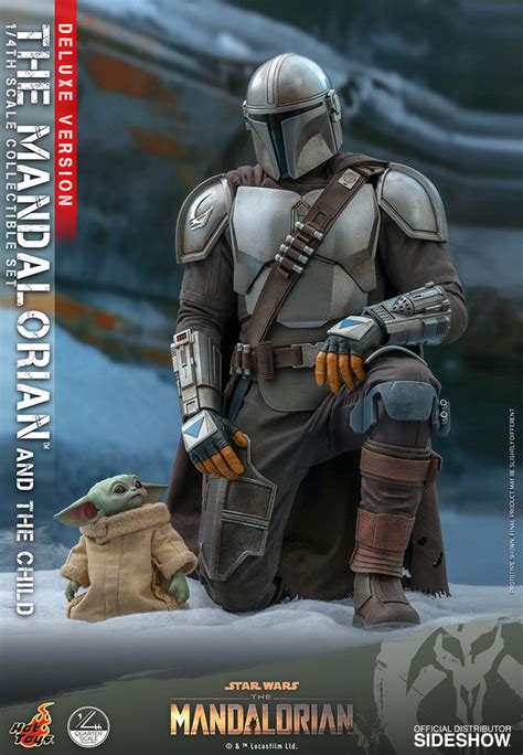 The Mandalorian™ And The Child Deluxe Quarter Scale Collectible