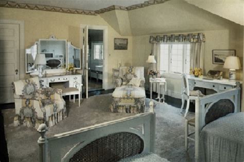 Check spelling or type a new query. » In Bed with Jackie Kennedy & Other First Ladies: Some of ...