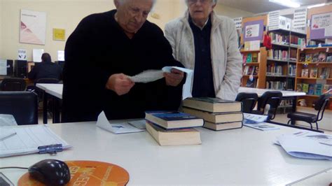Bibliotecas De San Javier Con Las Personas Mayores Leyendo Que Es