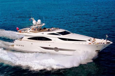 Luxury Yacht Rental In Dubai Uae Best Yacht Charter Price Dubai Marina