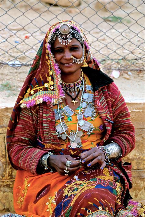 Traditional Dress Of Rajasthan For Men And Women Lifestyle Fun