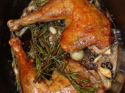 Cuisses De Pintade Au Romarin En Cocotte La Cuisine Des