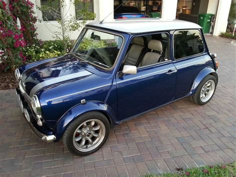 MINI AUSTIN COOPER Fabricante MINI PlanetCarsZ