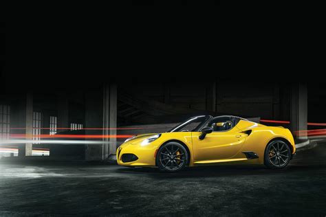 Alfa Romeos 4c Spider Is A Lightweight Sports Car Without The Sacrifices