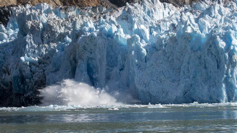 Alaskas Melting Glaciers Tell The Story Of Climate Change Yes Magazine