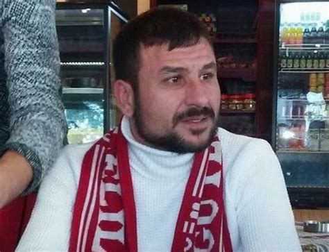2 şubat 2012 samsunspor fenerbahçe maçında müthiş bir kareografi sergilemiş olan oluşum. Samsunspor Taraftar Camiası Tatar Engin İren'in Yasını ...