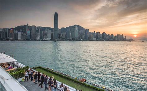 Best Spots For Stunning Views And Romantic Sunsets In Hong Kong