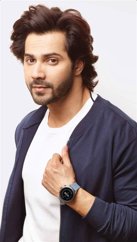 Bollywood Star Varun Dhawan In 2022 Varun Dhawan Photos Varun Dhawan Varun Dhawan Instagram