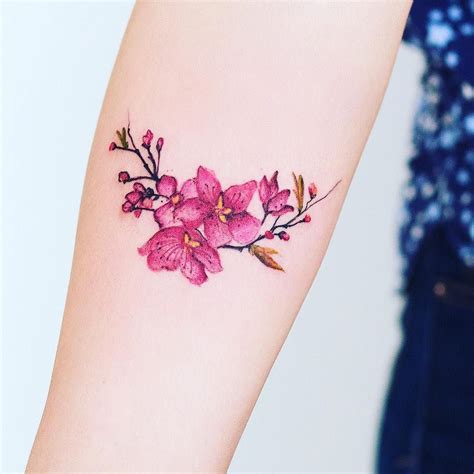 81 Ideas De Flores De Cerezo Tatuajes En 2021 Tatuajes Tatuajes De Flor