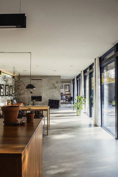 Vintage Industrial Design Ideas For Your Loft In 2020 Concrete Floors