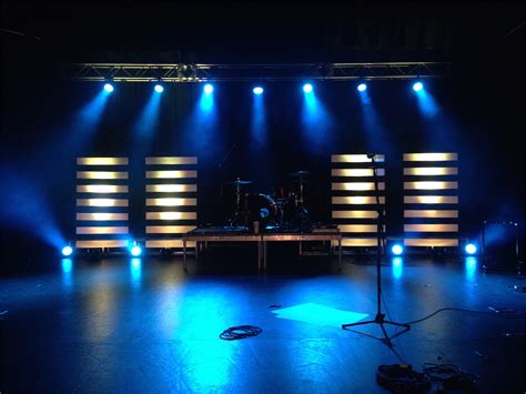 floating-lines-church-stage-design-ideas