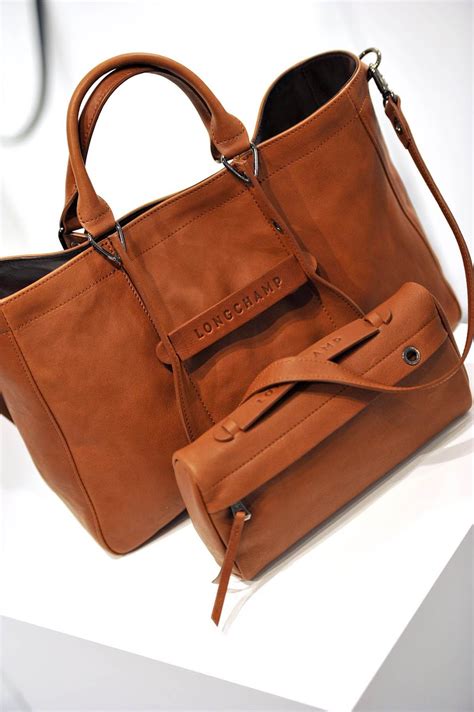 Latest Leather Handbag Designs All Fashion Tipz Latest Pakistani