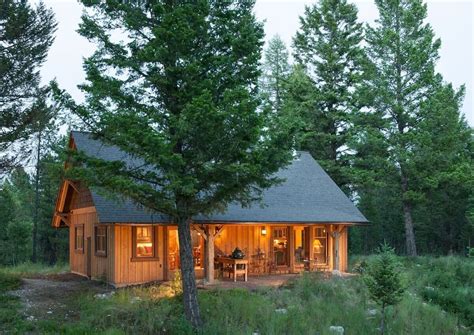 11 Best Rocky Mountain Cabin Rentals For Your High Altitude Getaway
