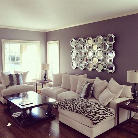 Living Room Wall Décor Charms With Mirrors