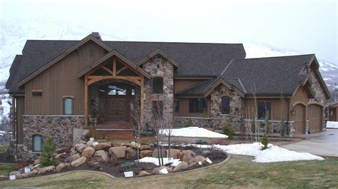 We have custom ranch houses & floor plans. 10 Features to Look for in House Plans 2000-2500 Square Feet