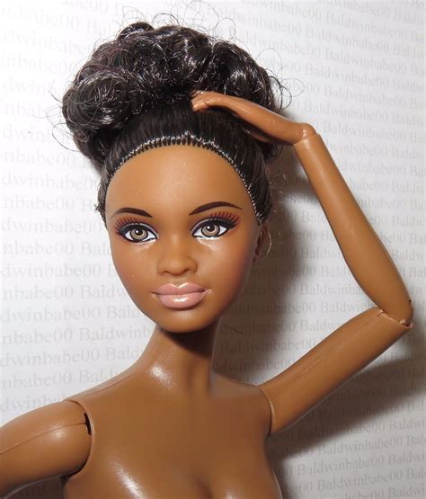 B Nude Barbie B~raven Aa Night Out Mbili Articulated Model Muse Doll