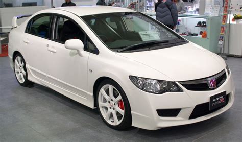The honda civic hatchback has a unique personality and a sporty soul. 2008 Honda Civic type-r hatchback (fn2) - pictures ...