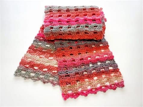 12 Free Red Heart Crochet Scarf Patterns