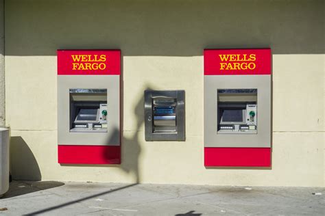 Wells Fargo warns of big severance expense in Q4 | Invezz