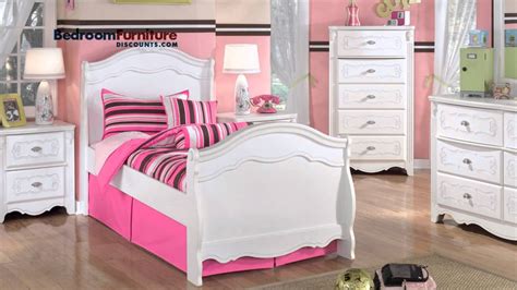 Embrace the country feel with this farm style bedroom , add style an unusual rough hewn headboard. Ashley Exquisite Youth Bedroom Set - YouTube