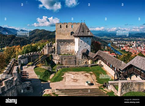 Vieux Château Médiéval De La Ville De Celje Slovénie Voyage Extérieur