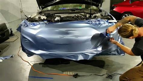 If you have an old vinyl wrap that's cracked or damaged, you can easily remove it yourself with only a few simple tools. The 4 Rules of a Proper Car Vinyl Wrap » CWS