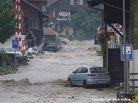 Aktivieren sie zur wiedergabe dieses videos javascript und aktualisieren sie. Rückblick Hochwasser August 2005 - Schweizer Sturmforum