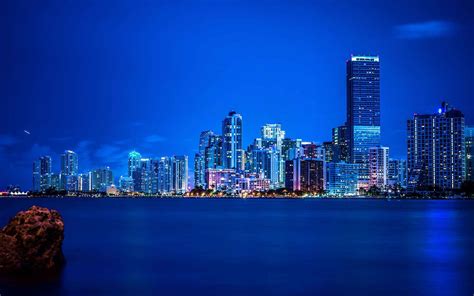 In this gallery, we are featuring more than 100 beautiful cities and cityscape wallpapers. City Miami Night Skyline Wallpaper 2560×1600 | Cool PC Wallpapers | Chainimage