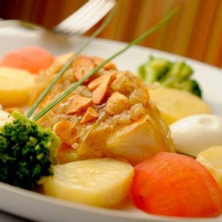 Como preparar bacalhau à portuguesa. Bacalhau ao forno à portuguesa (4.6/5)