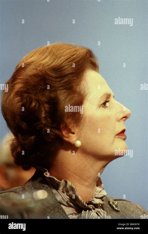 Margaret Thatcher Press Conference Hi Res Stock Photography And Images