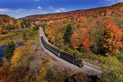 The Best Train Trips To See Fall Foliage In The Us