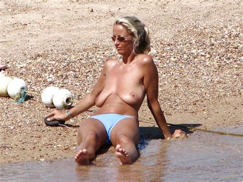 Older Women Topless Beaches