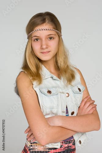blonde teen girl photo libre de droits sur la banque d images image 94707932