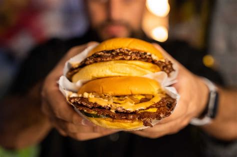Smash burger sensation Burger Bodega opens first Houston restaurant