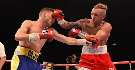 Freestanding boxing rings, elevated boxing rings, octagon boxing rings, hexagon boxing rings, portable boxing rings, and floor boxing rings. Champion boxer Ronnie 'The Shark' Clark picks up huge win ...
