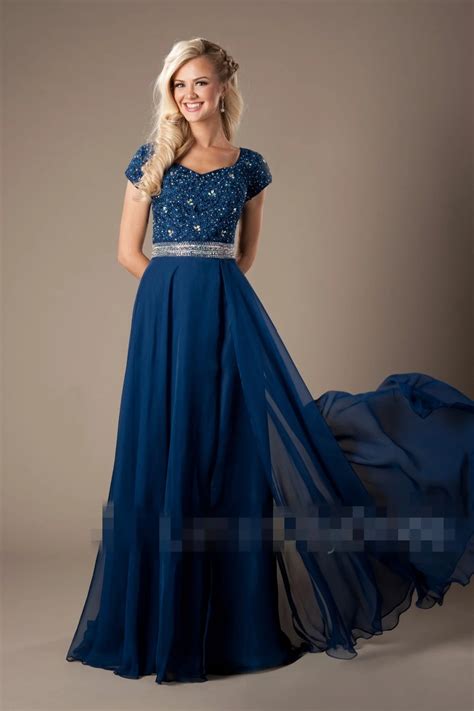 2017 Blue Lace Chiffon Modest Prom Dresses With Cap Sleeves Beaded Sexy