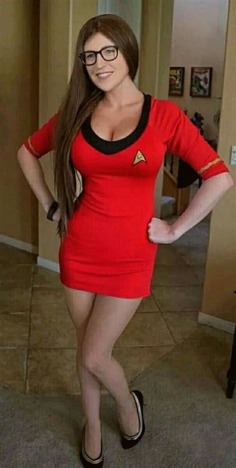 Pin By Paul Devion On Ladies Of Star Trek Star Trek Cosplay Cosplay