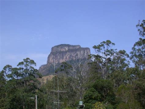You're free to use this song in any of your youtube videos, but you must include the following in your video description (copy & paste). Queensland / NSW Border Gate