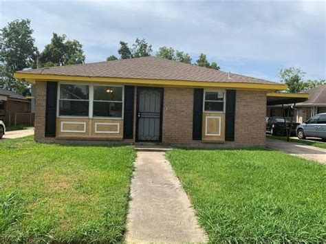 2 Bedroom Section 8 Houses For Rent In Gentilly Area Bedroom Poster