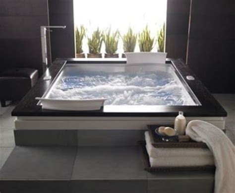 This is also a safer alternative compared to this bathtub is the best freestanding whirlpool tub from ariel bath. Jacuzzi Whirlpool bathtubs, great Innovation for relax ...