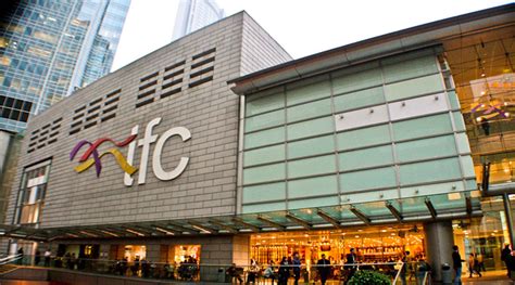 Ten Popular Shopping Malls In Hong Kong