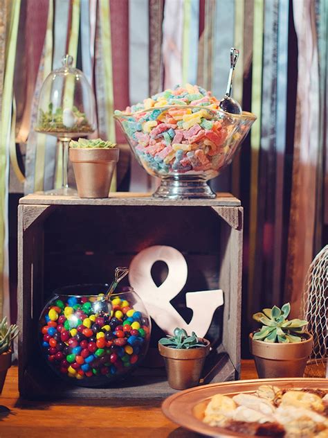 Sweet Wedding Candy Bar Ideas Your Guests Will Love Candy Bar Wedding