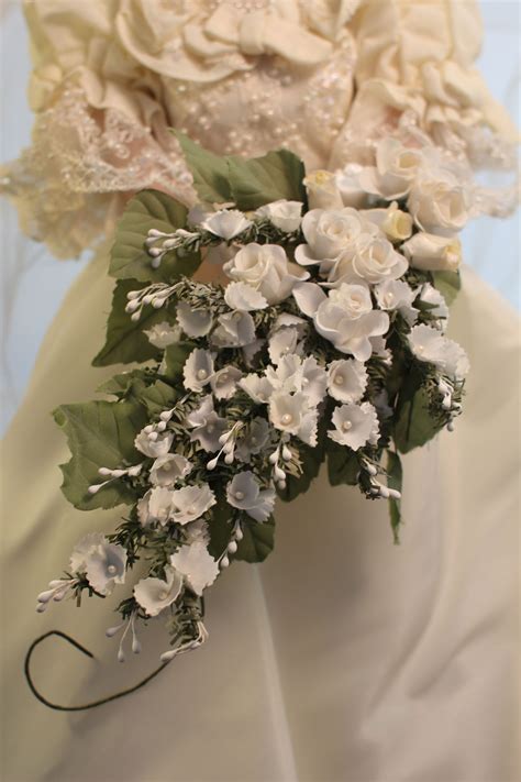 Bride Doll S Wedding Bouquet So Romantic It S Princess Diana Listing