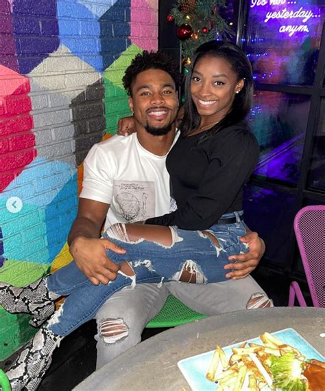 She Keep A Fine Man Simone Biles Flicks It Up With Her Boo