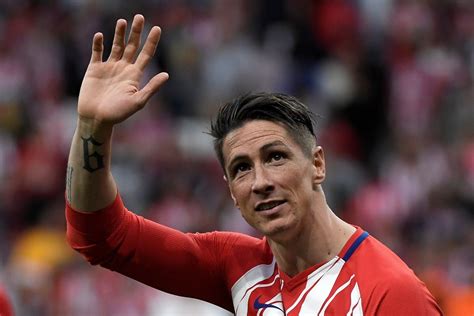 Se quiser um atacante de peso eu to livre no mercado. Former Spain striker Fernando Torres announces retirement ...