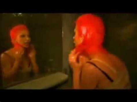 Senden ibaret benim askim dizlerinde ölmek arzum sicakligin var yastigimda öyle saf oyle derin. Hande Yener - Senden Uzakta (Hakan Donmez Deep Atmosphere ...