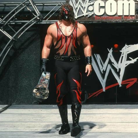 Pin By Alicia Smith On Wrestlers Kane Wwe Wwe Wrestlers Wrestling