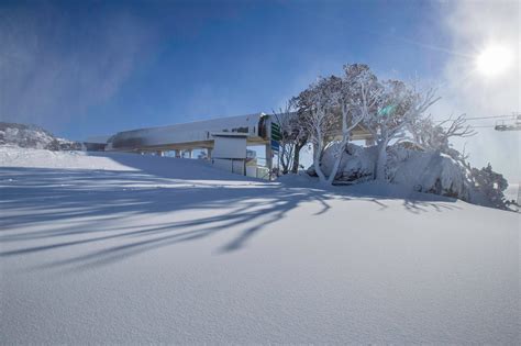 Australias Largest Ski Resort To Open This Weekend Early Opening