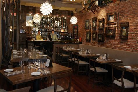 Five melbourne date ideas for this week that aren't dinner and a movie. Petaluma's Best Dinner Spots for Date Night | Sonoma Magazine